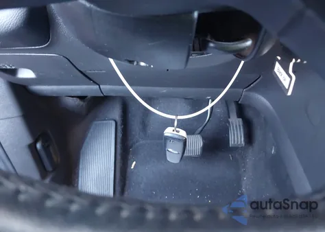 2017 Ford Escape Titanium из США, поврежденный, VIN 1FMCU9J99HUE83393